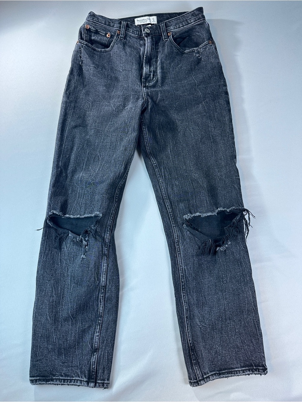 Abercrombie Fitch Women’s Curve Love Ankle Straight Washed Black Jeans Knee Rips